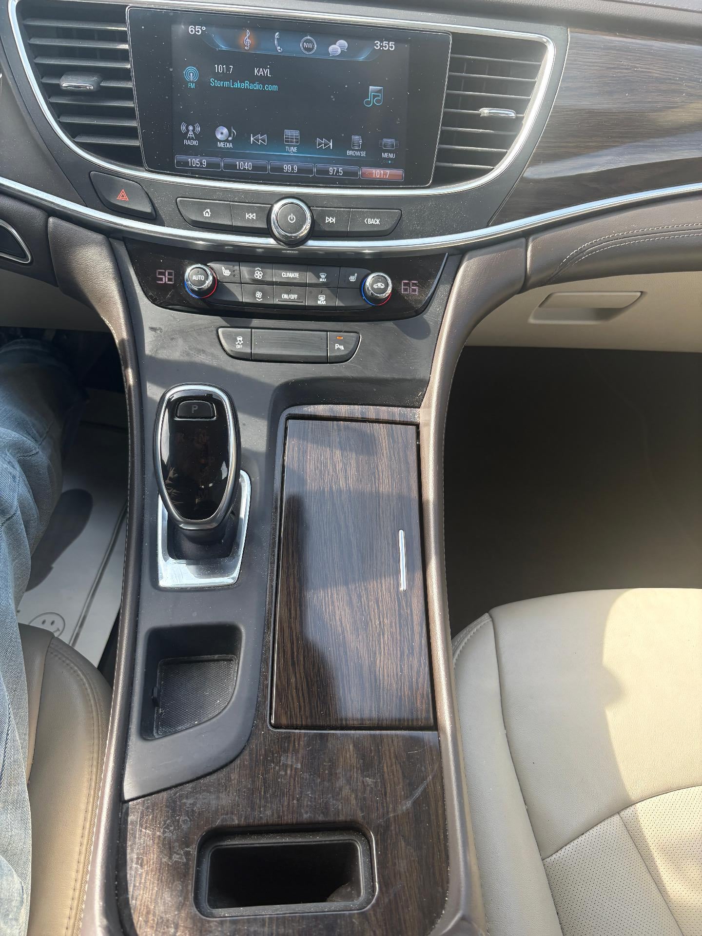 2017 Buick LaCrosse Essence