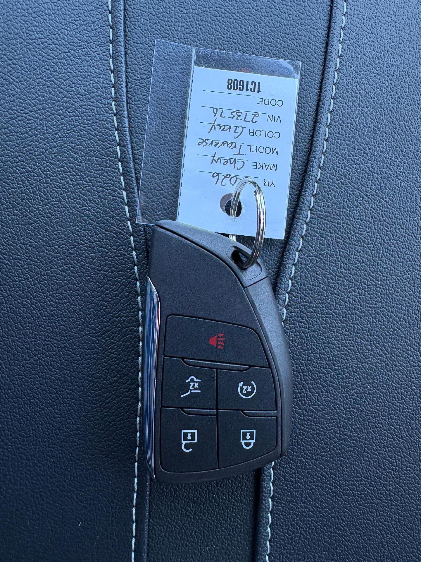 2026 Chevrolet Traverse LT