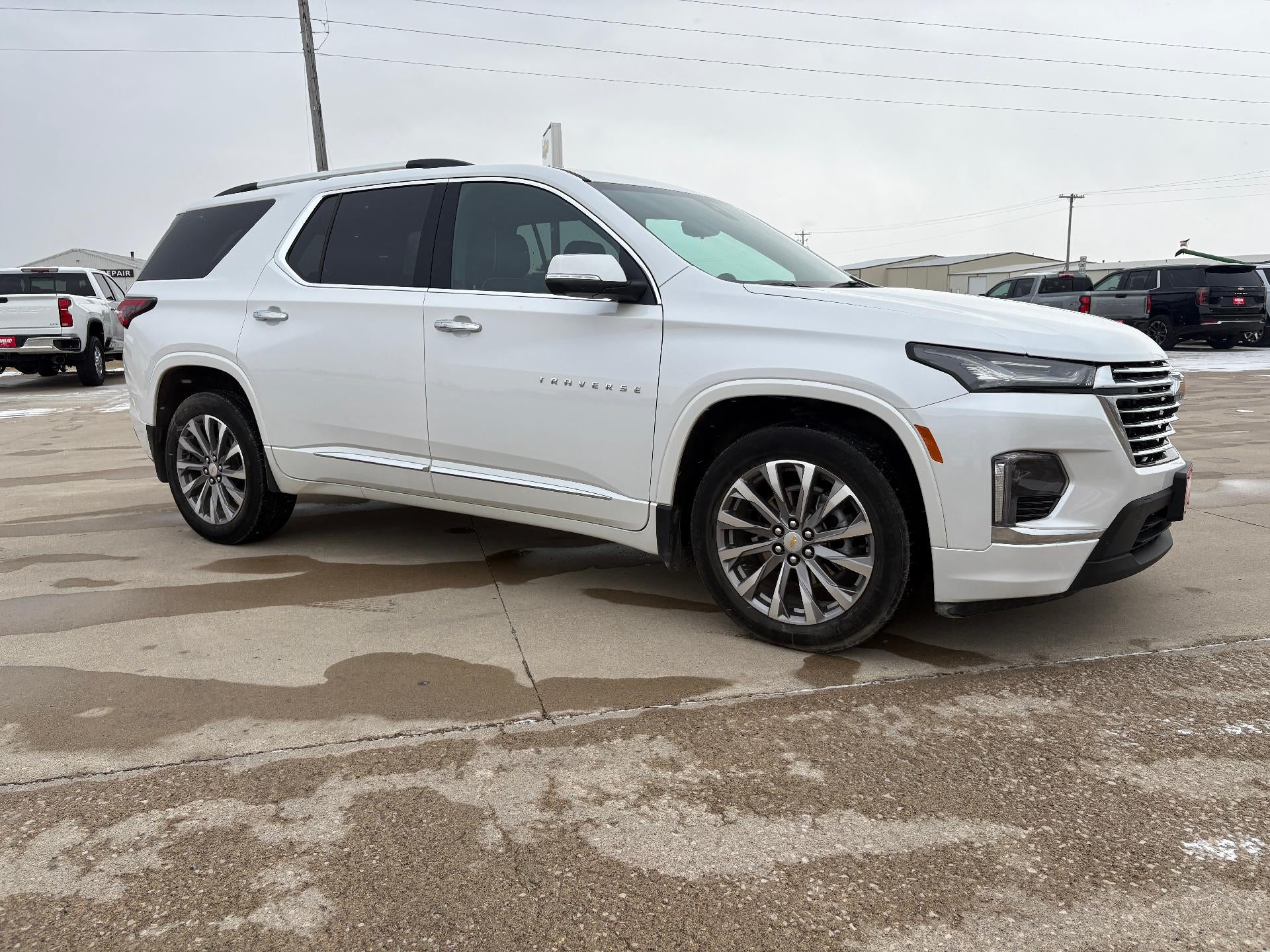 2023 Chevrolet Traverse Premier