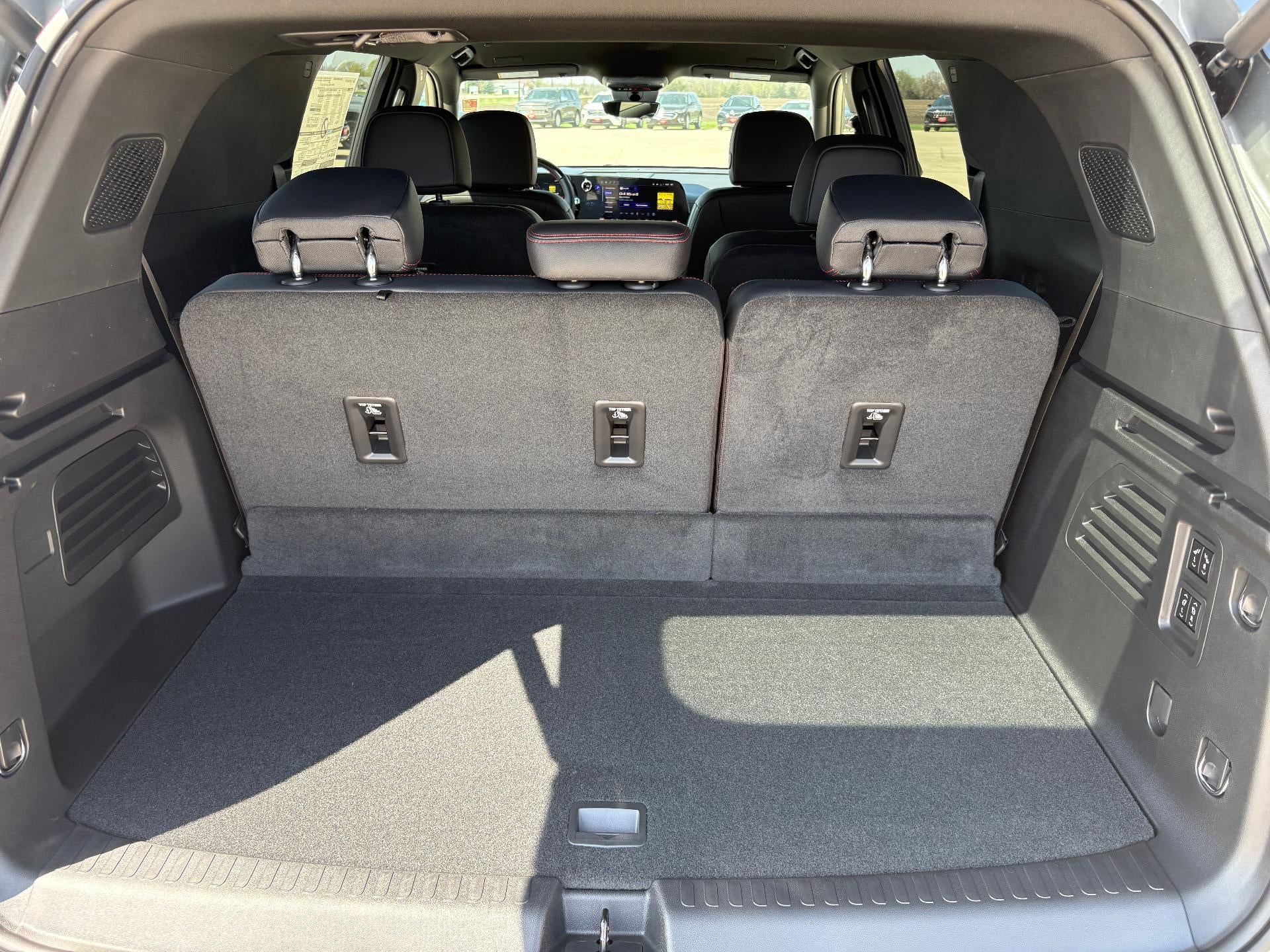2026 Chevrolet Traverse AWD RS