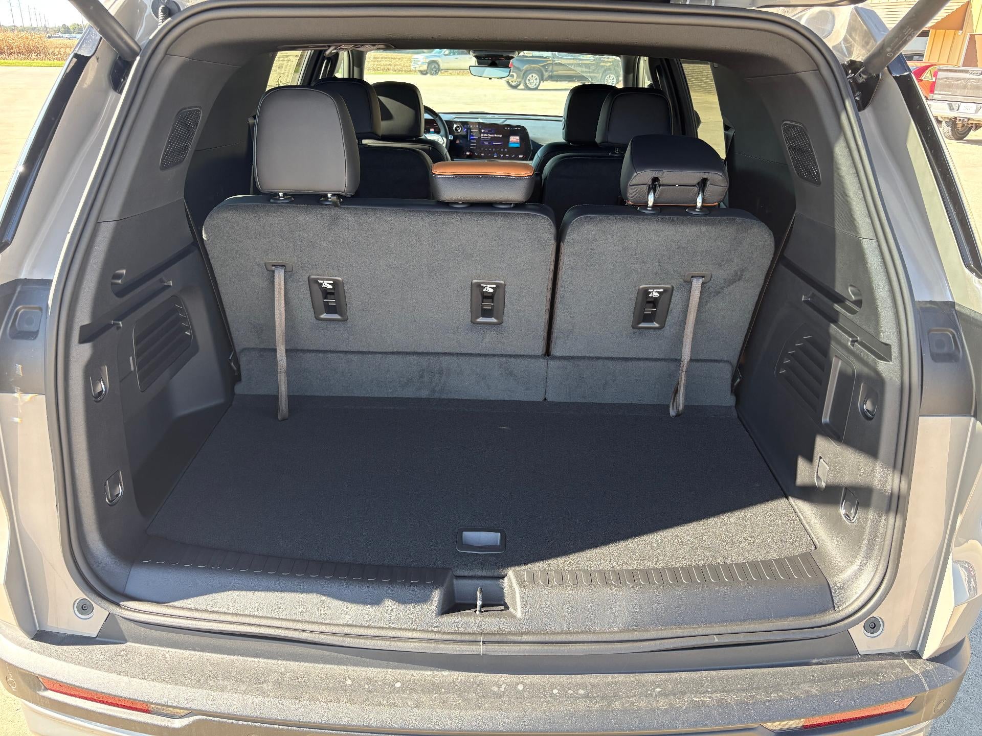 2027 Chevrolet Traverse AWD Z71
