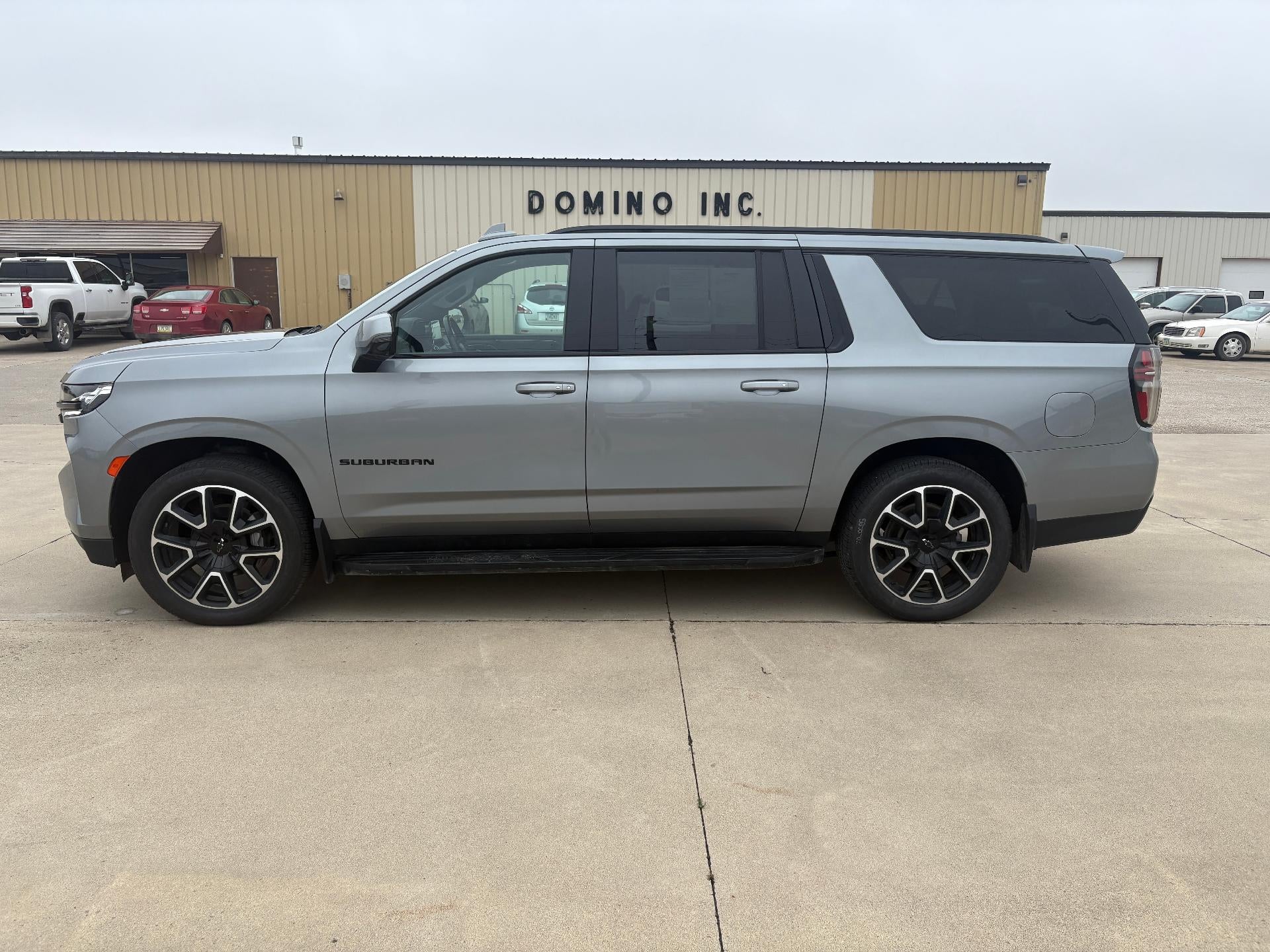 2024 Chevrolet Suburban RST