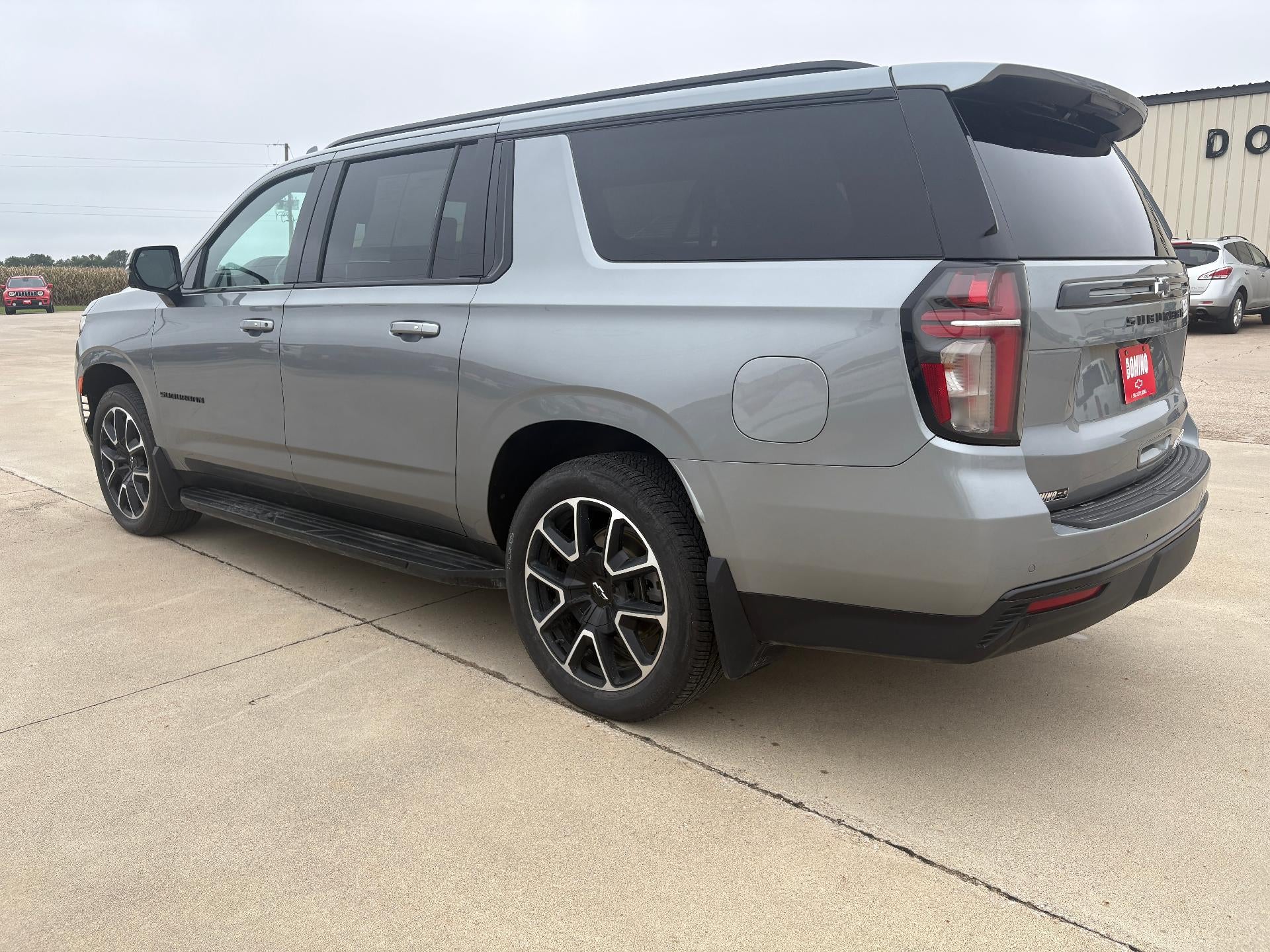 2024 Chevrolet Suburban RST