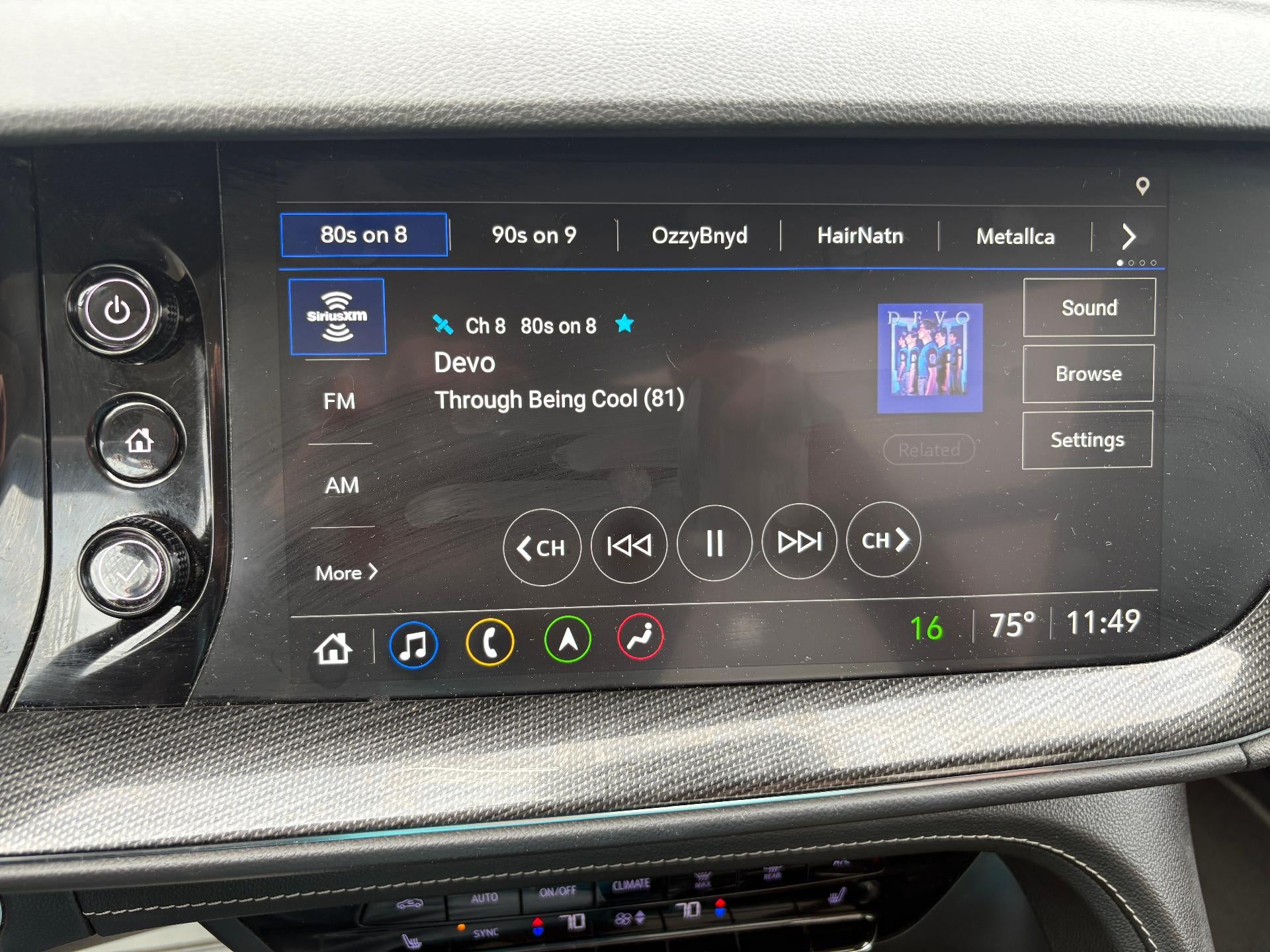 2022 Buick Envision Essence