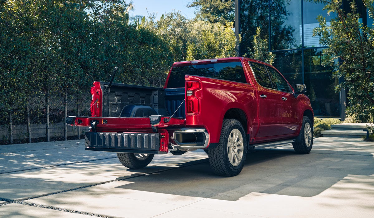 Domino Motors in Sac City IA